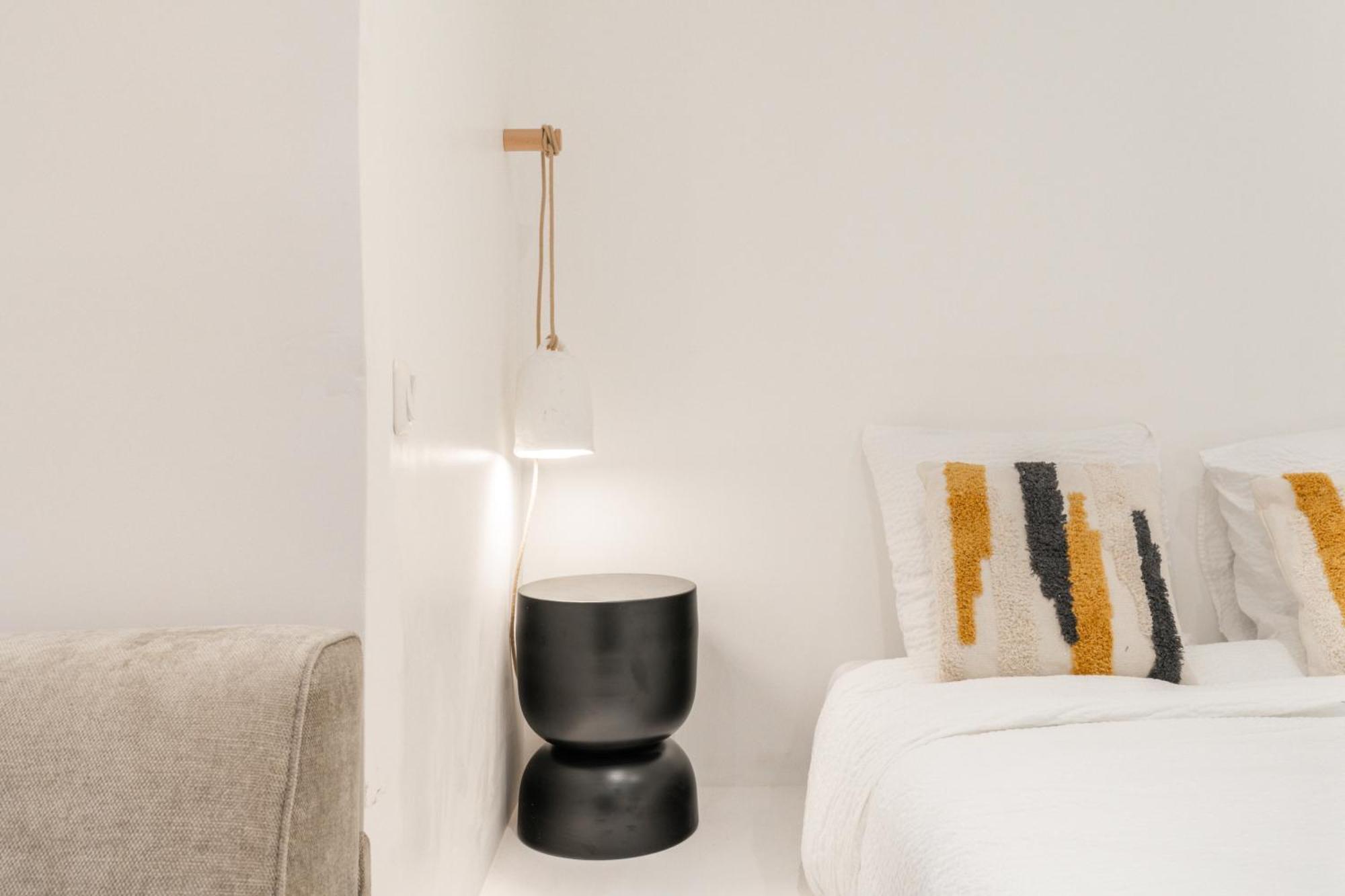 Cozy In Lively Neighborhood 3p Apartment Paris