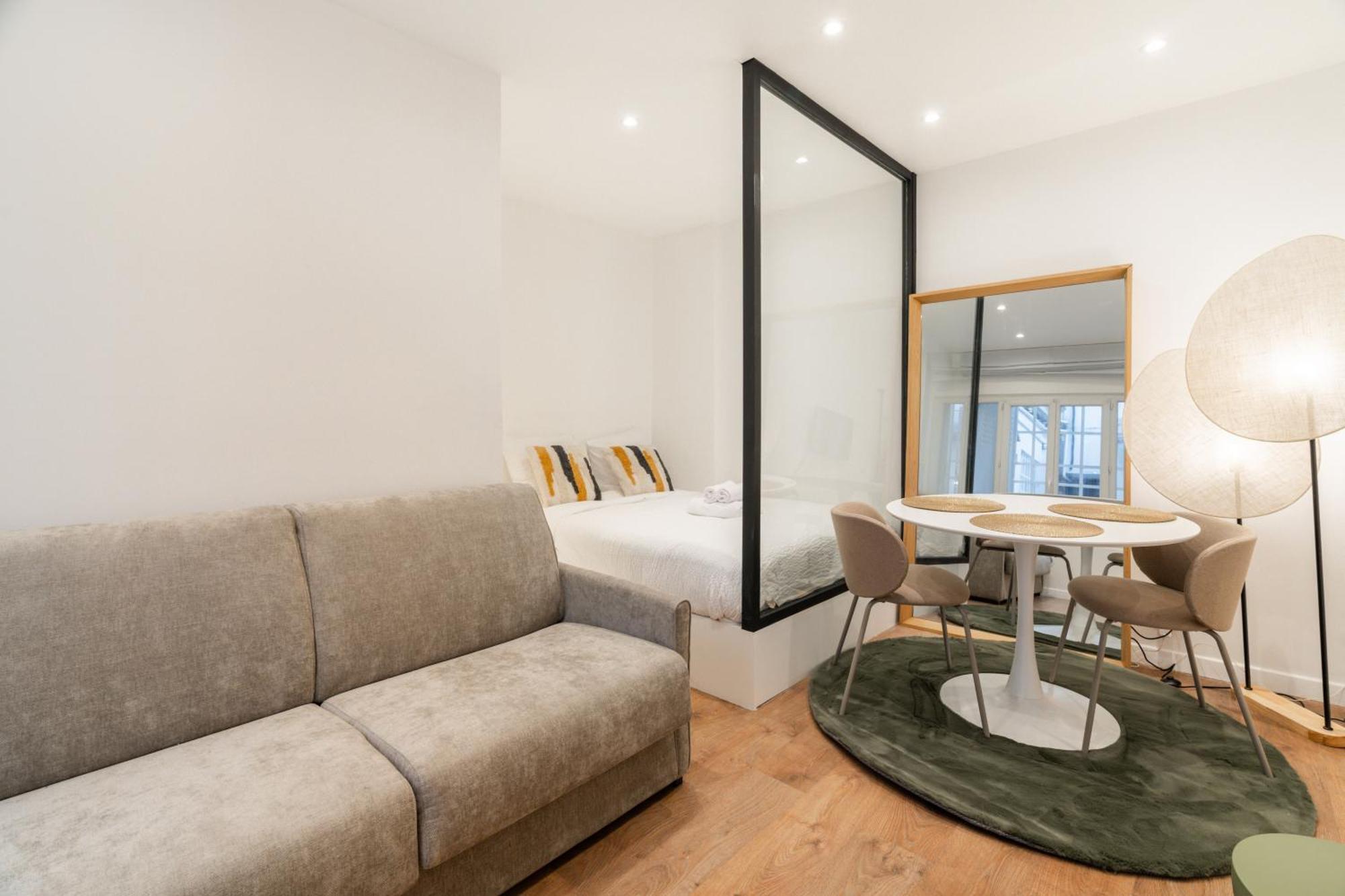 Apartment Cozy In Lively Neighborhood 3p
